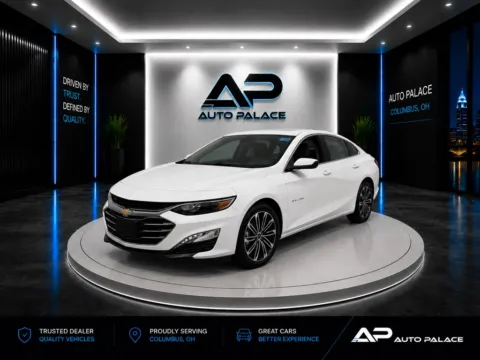 White 2020 CHEVROLET MALIBU LT for sale in Columbus, OH