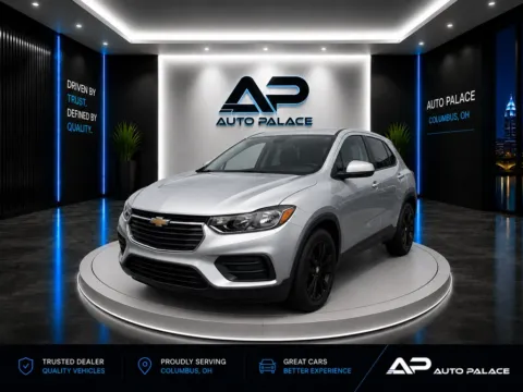 Silver 2019 CHEVROLET TRAX LS ONLY 68K MILES GAS SAVER for sale in Columbus, OH