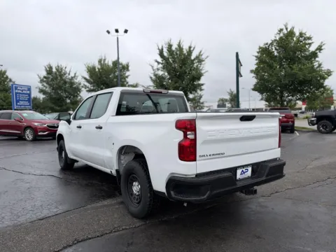 More photos of 2019 CHEVROLET SILVERADO 1500 4X4 V8 CREW CAB GREAT PRICE at Auto Palace, OH