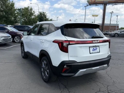 More photos of 2024 KIA SELTOS LX AWD GAS SAVER GREAT VALUE at Auto Palace, OH