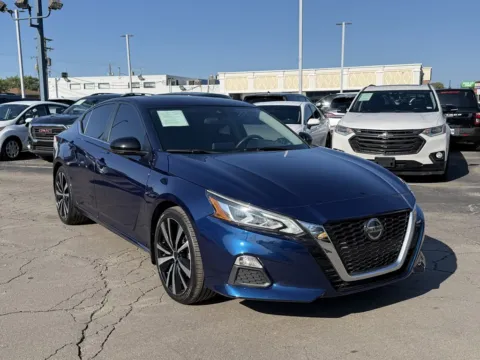 Another view of 2022 NISSAN ALTIMA SR MILES GAS SAVER GREAT VALUE for sale in Columbus, OH at Auto Palace
