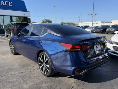 More photos of 2022 NISSAN ALTIMA SR MILES GAS SAVER GREAT VALUE at Auto Palace, OH