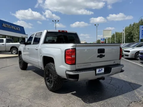 More photos of 2018 CHEVROLET SILVERADO 1500 LT 4X4 Z71 V8 CREW CAB at Auto Palace, OH