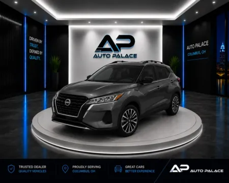Gray 2022 NISSAN KICKS SV for sale in Columbus, OH