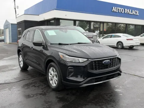 Another view of 2023 FORD ESCAPE ACTIVE 4X4 LOW MILES for sale in Columbus, OH at Auto Palace