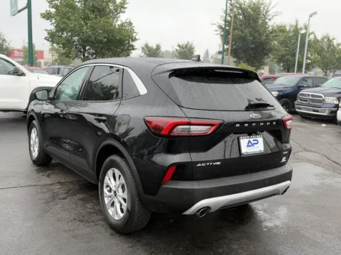 More photos of 2023 FORD ESCAPE ACTIVE 4X4 LOW MILES at Auto Palace, OH