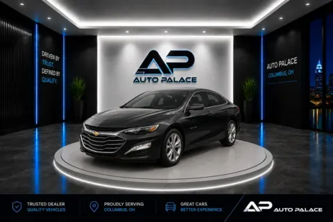Black 2023 CHEVROLET MALIBU LT for sale in Columbus, OH