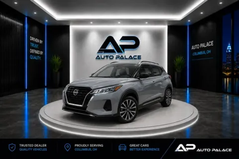 Gray 2022 NISSAN KICKS SV for sale in Columbus, OH