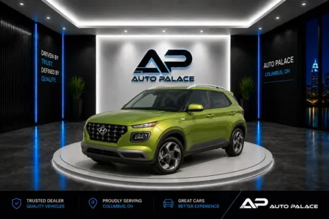 Green 2023 HYUNDAI VENUE SEL for sale in Columbus, OH