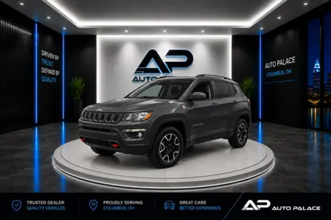 Gray 2019 JEEP COMPASS TRAILHAWK for sale in Columbus, OH