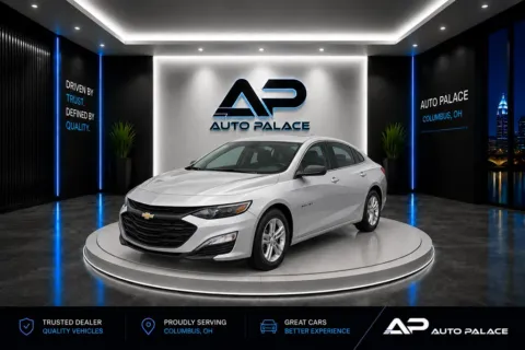 Silver 2020 CHEVROLET MALIBU LS for sale in Columbus, OH