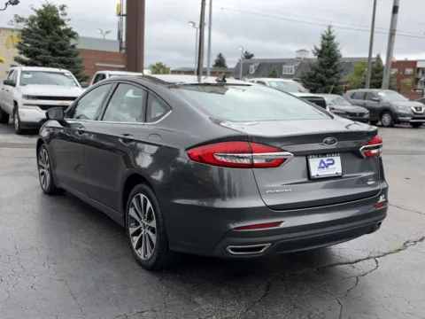 More photos of 2020 FORD FUSION SE AWD LOW MILES GREAT PRICE at Auto Palace, OH