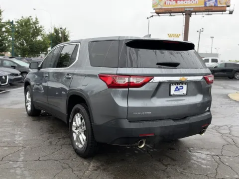 More photos of 2021 CHEVROLET TRAVERSE LS 3RD ROW GREAT PRICE at Auto Palace, OH