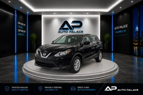 Black 2019 NISSAN ROGUE SPORT S for sale in Columbus, OH