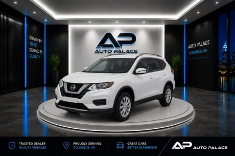 White 2017 NISSAN ROGUE SV for sale in Columbus, OH
