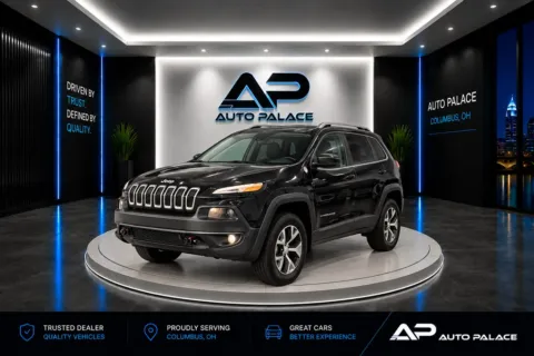 Black 2018 JEEP CHEROKEE TRAILHAWK for sale in Columbus, OH
