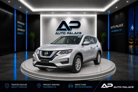 Silver 2017 NISSAN ROGUE S for sale in Columbus, OH