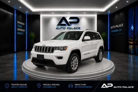 White 2019 JEEP GRAND CHEROKEE LAREDO for sale in Columbus, OH
