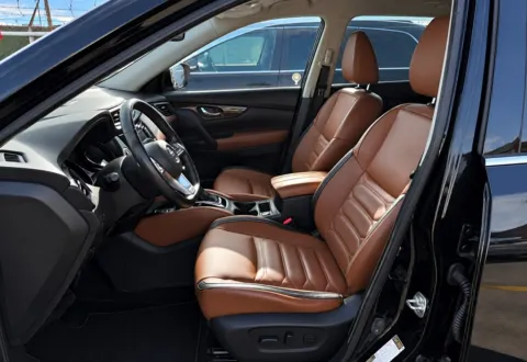 Photos of 2018 NISSAN ROGUE SL AWD PANO ROOF LEATHER for sale in Columbus, OH at Auto Palace