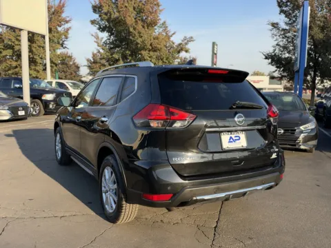 More photos of 2019 NISSAN ROGUE S at Auto Palace, OH