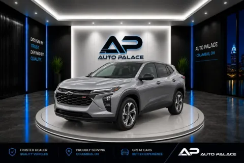 Gray 2024 CHEVROLET TRAX 1RS for sale in Columbus, OH