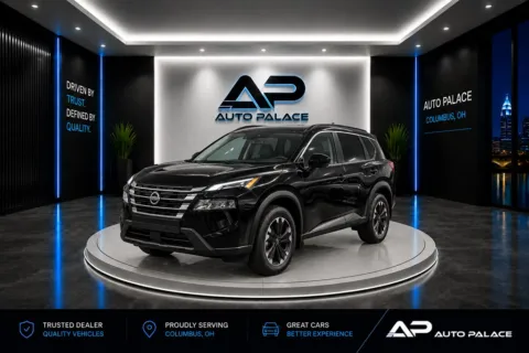 Black 2024 NISSAN ROGUE SV for sale in Columbus, OH