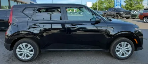 More photos of 2022 KIA SOUL LX KBB VALUE 16K WOW at Auto Palace, OH