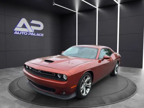 Orange 2022 DODGE CHALLENGER R/T KBB VALUE 28K WOW for sale in Columbus, OH