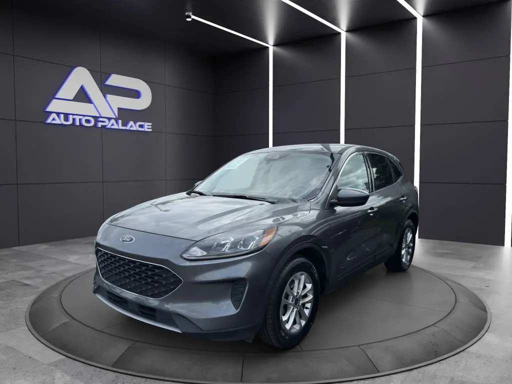 2022 FORD ESCAPE SE KBB VALUE 19K WOW for sale in Columbus, OH