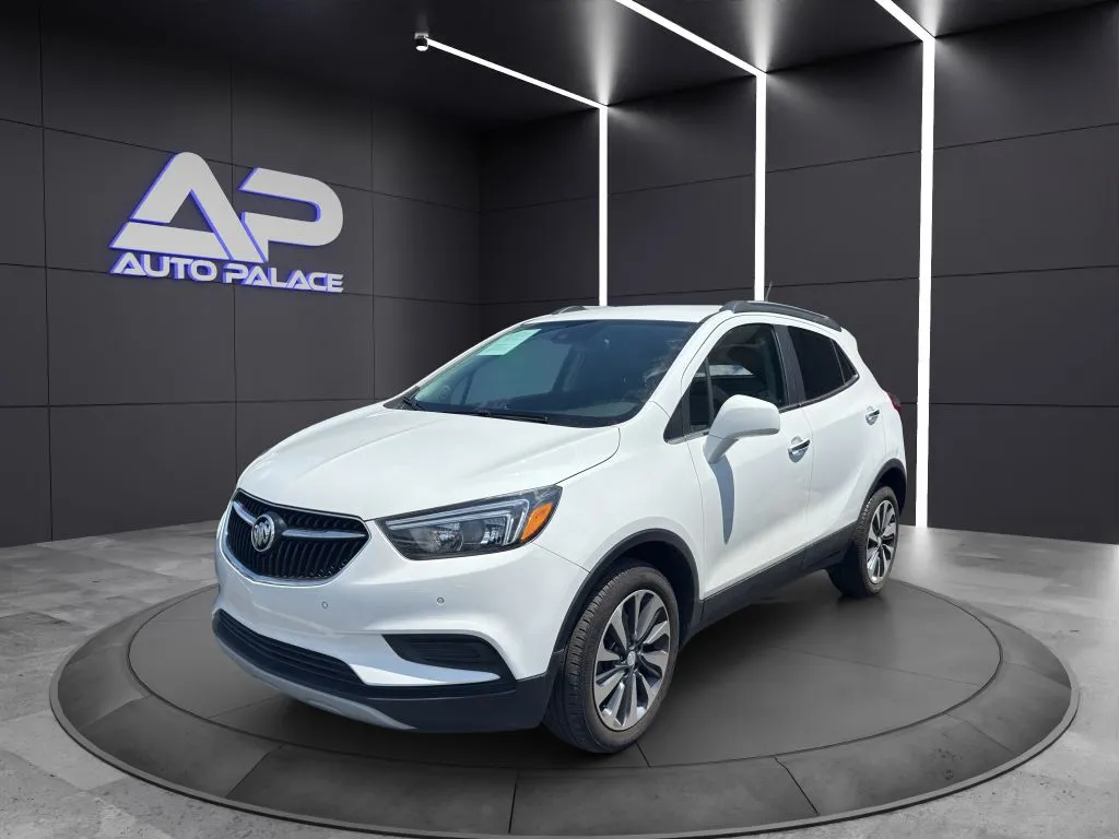 White 2022 BUICK ENCORE PREFERRED KBB 19K WOW for sale in Columbus, OH