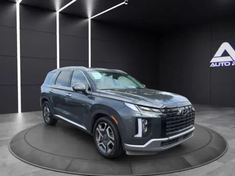 Another view of 2023 HYUNDAI PALISADE LIMITED KBB VALUE 31K for sale in Columbus, OH at Auto Palace