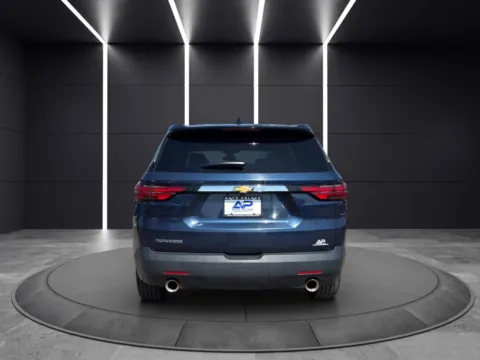 More photos of 2023 CHEVROLET TRAVERSE LS at Auto Palace, OH