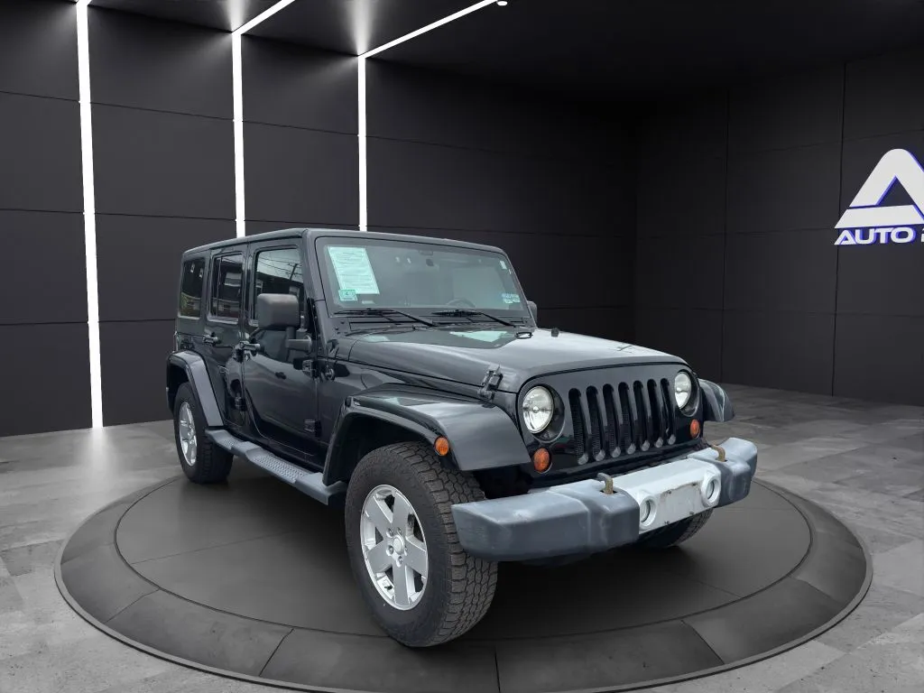 Black 2011 JEEP WRANGLER UNLIMI SAHARA for sale in Columbus, OH