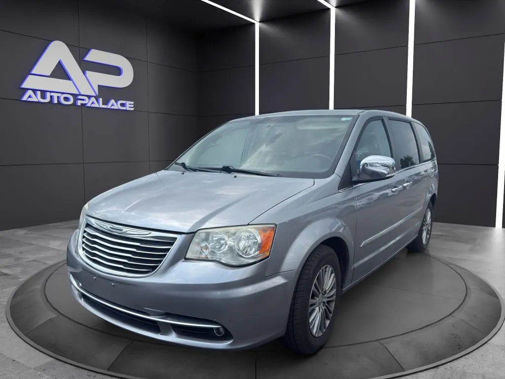 Silver 2014 CHRYSLER TOWN & COUNTRY TOURING L for sale in Columbus, OH