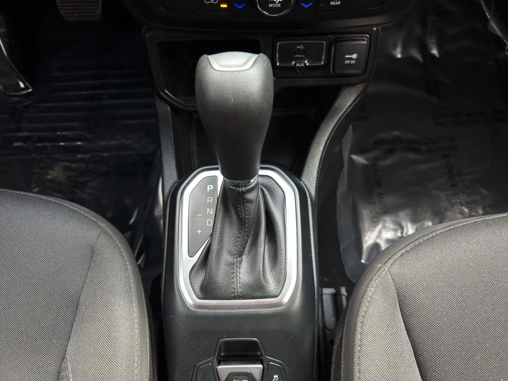 2019 Jeep Renegade Altitude Package - Photo 18