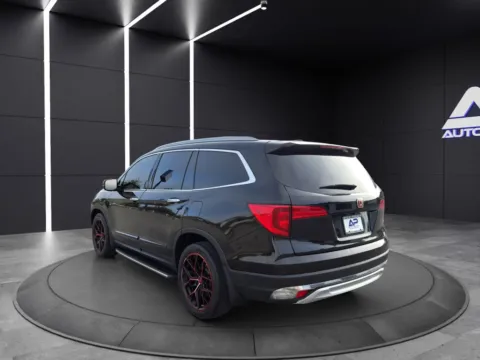 More photos of 2017 HONDA PILOT TOURING AWD LOWEST PRICE at Auto Palace, OH