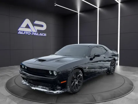 Black 2017 DODGE CHALLENGER R/T 392 RED LEATHER SHARP for sale in Columbus, OH