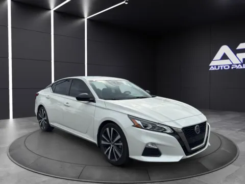 Another view of 2022 NISSAN ALTIMA SR KBB VALUE 20K WOW for sale in Columbus, OH at Auto Palace