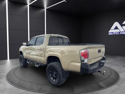 More photos of 2016 TOYOTA TACOMA DOUBLE CAB at Auto Palace, OH