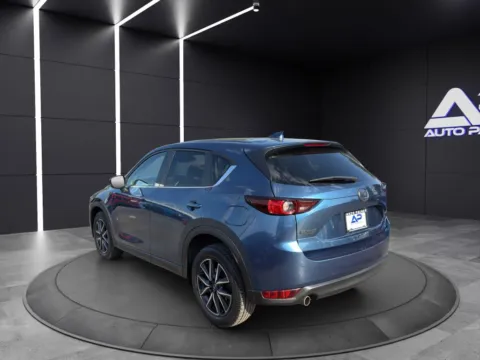 More photos of 2018 MAZDA CX-5 TOURING KBB VALUE 22K WOW at Auto Palace, OH