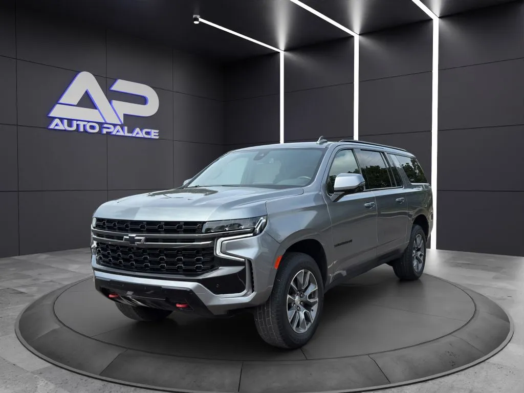Gray 2022 CHEVROLET SUBURBAN 1500 Z71 for sale in Columbus, OH