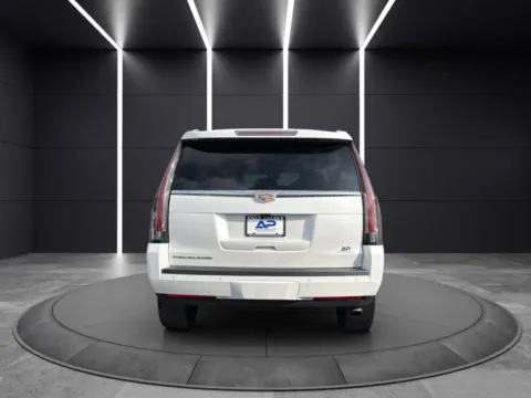 More photos of 2019 CADILLAC ESCALADE LUXURY at Auto Palace, OH
