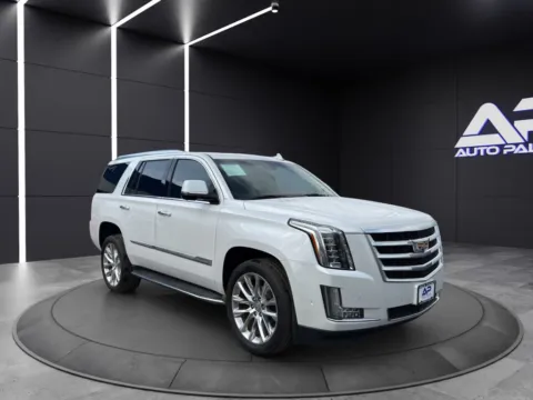 Another view of 2019 CADILLAC ESCALADE LUXURY for sale in Columbus, OH at Auto Palace