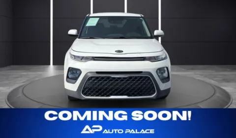 White 2021 KIA SOUL LX for sale in Columbus, OH