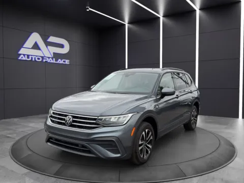 Gray 2022 VOLKSWAGEN TIGUAN S for sale in Columbus, OH