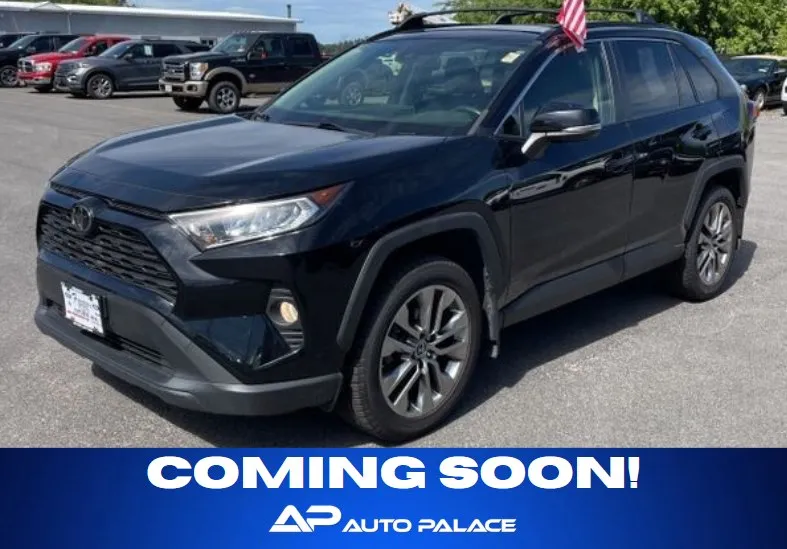 Black 2019 TOYOTA RAV4 XLE PREMIUM for sale in Columbus, OH