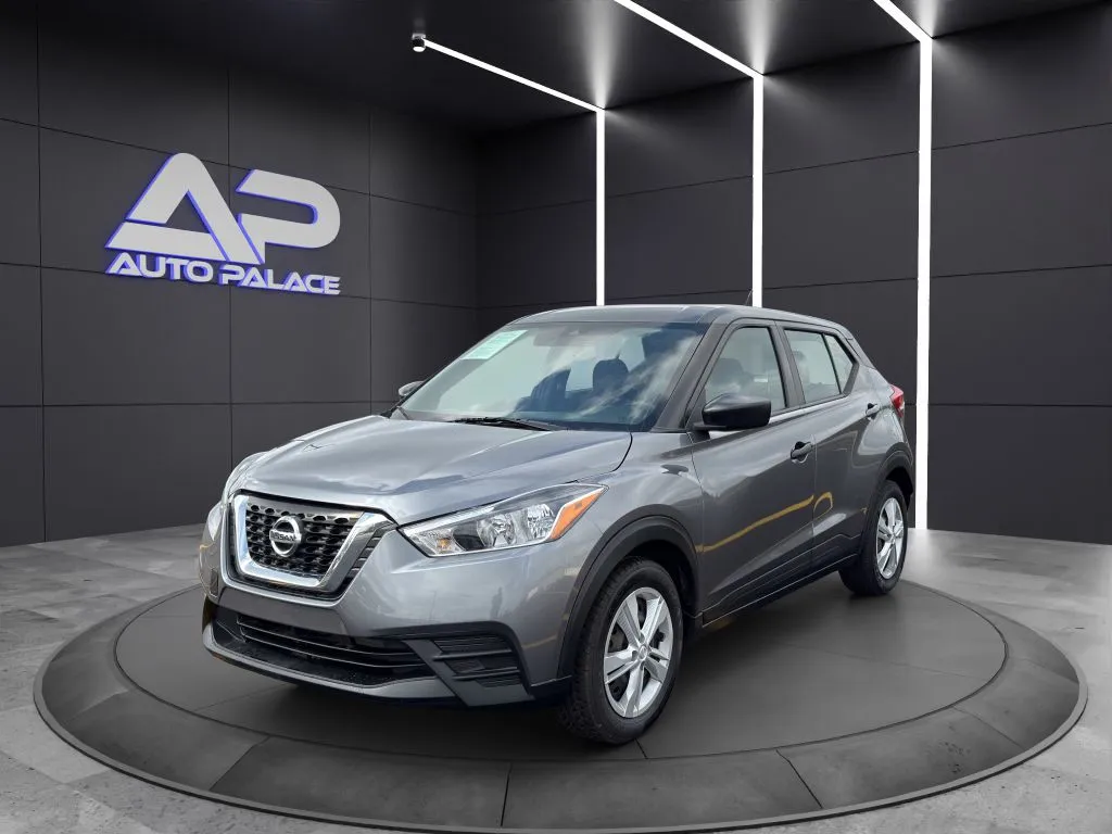 Gray 2020 NISSAN KICKS for sale in Columbus, OH