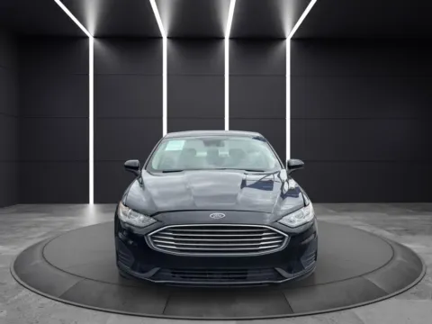 Photos of 2020 FORD FUSION SE for sale in Columbus, OH at Auto Palace