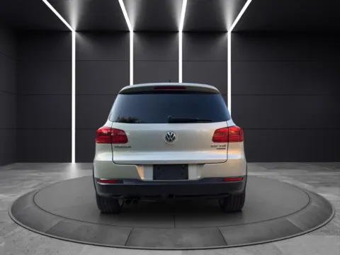 More photos of 2012 VOLKSWAGEN TIGUAN S at Auto Palace, OH