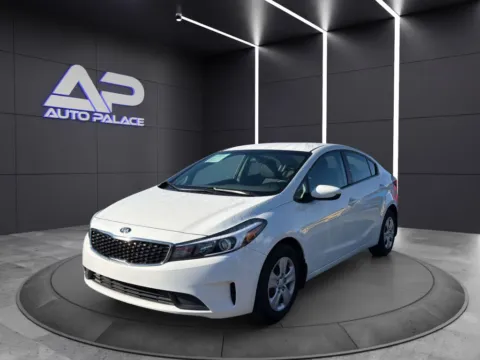 White 2017 KIA FORTE LX for sale in Columbus, OH